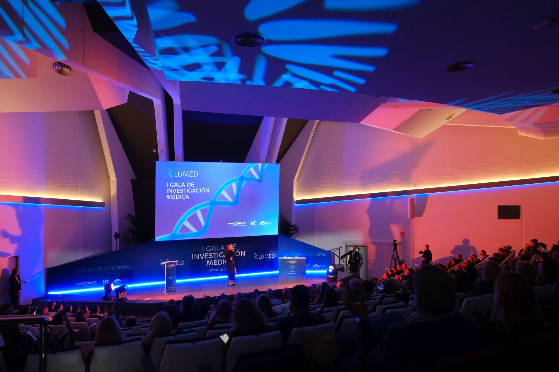 Así ha sido la I Gala Becas LUMED celebrada en Alicante