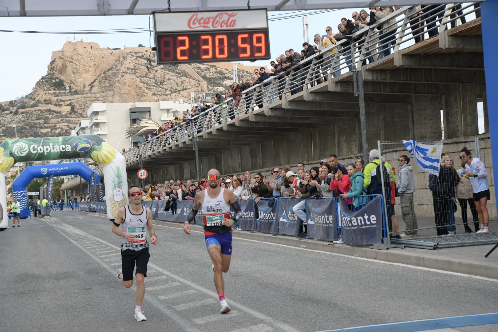 El éxito de la primera maratón Elche y Alicante augura futuras ediciones