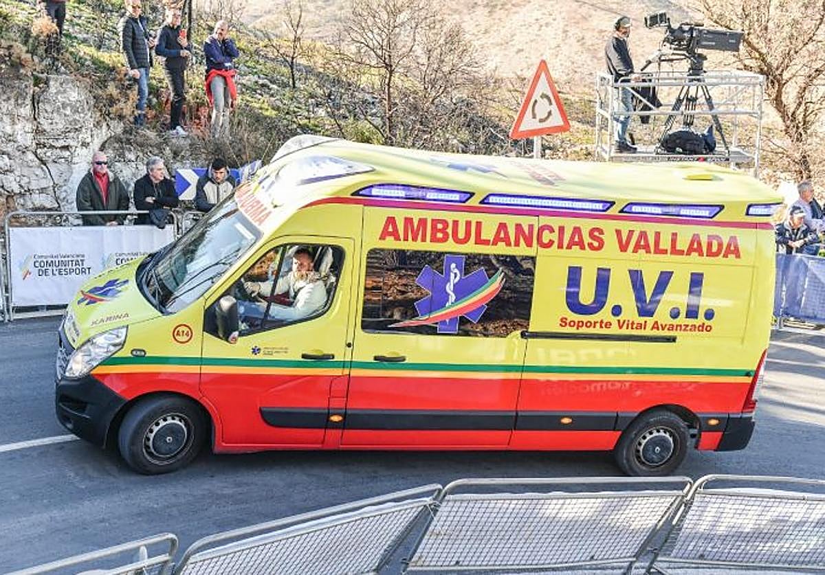 El Ayuntamiento adjudica el servicio preventivo de ambulancia a la empresa Ambulancias Vallada.