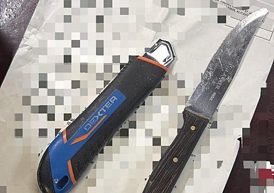 Armas decomisadas al atacante.