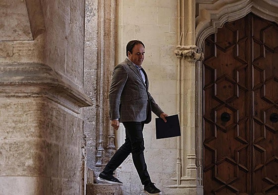 Perez Llorca, en el Palau de la Generalitat.