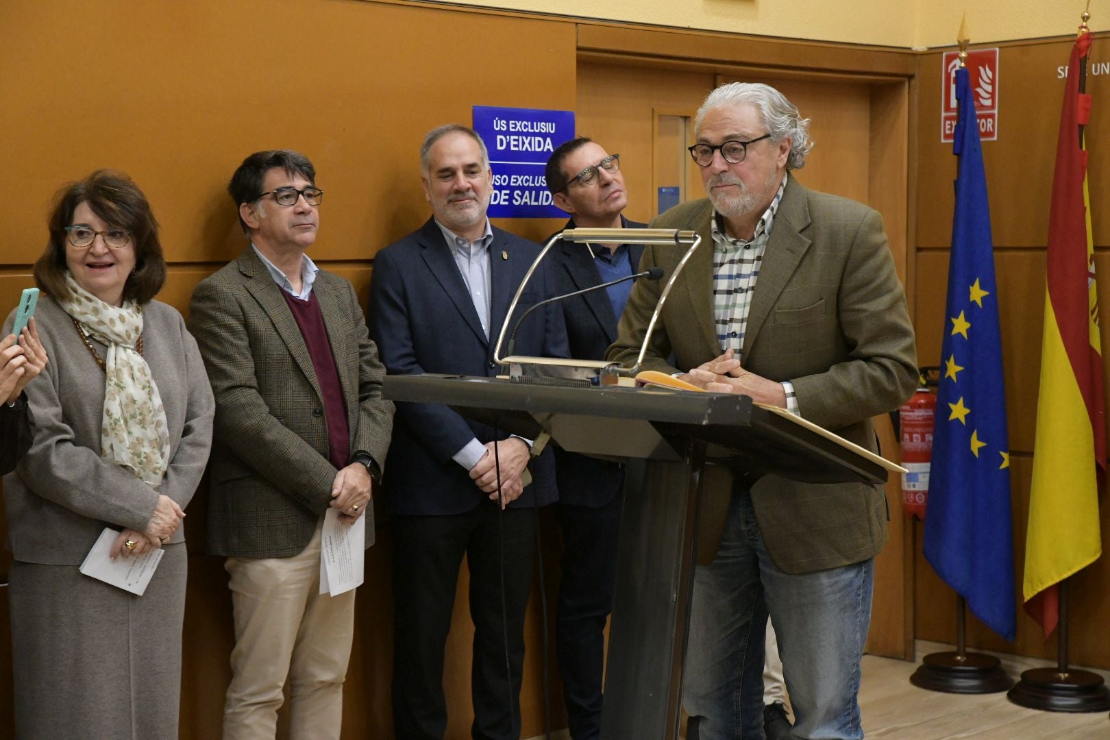 Alicante celebra el Día de la Constitución con una masiva lectura pública en la Sede Universitaria