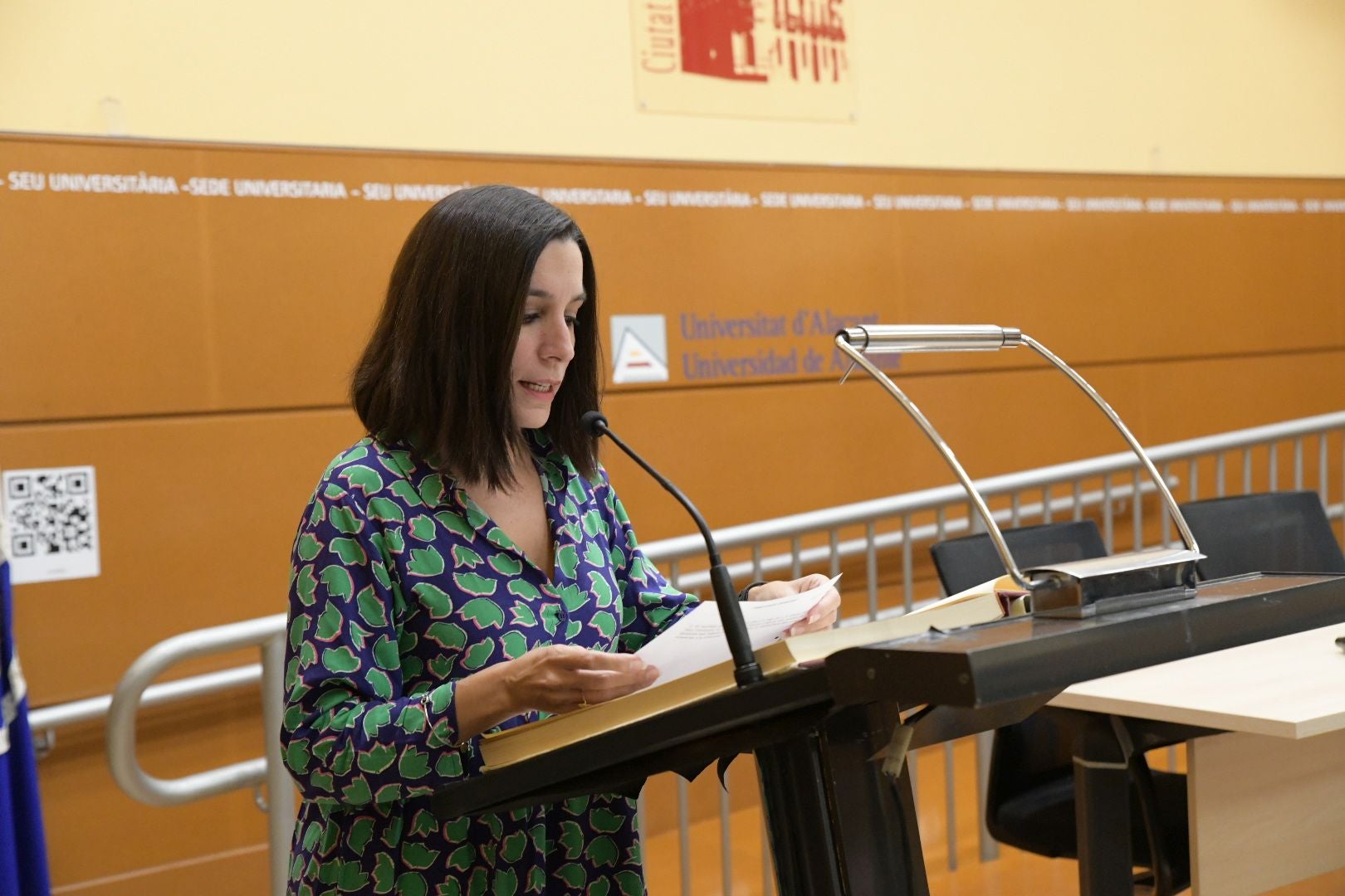 Alicante celebra el Día de la Constitución con una masiva lectura pública en la Sede Universitaria