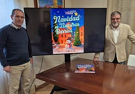 El alcalde, Fulgencio Cerdán, y el edil de Fiestas, José Ferri, con el cartel de las actividades de Navidad.