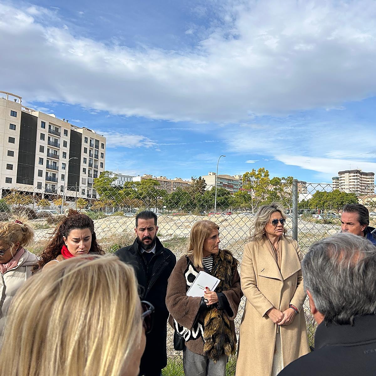 Imagen principal - Christmas campaign to create nearly 16,000 jobs in Alicante