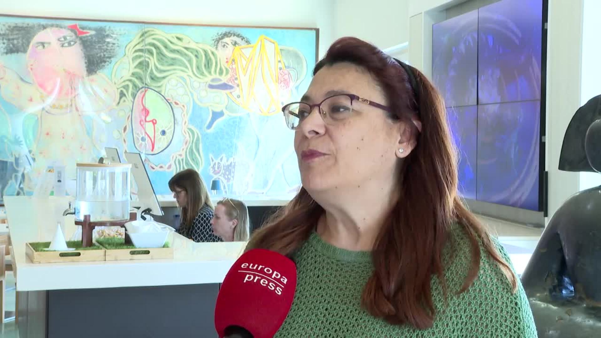 El verano empieza con miles de turistas extranjeros en Valencia