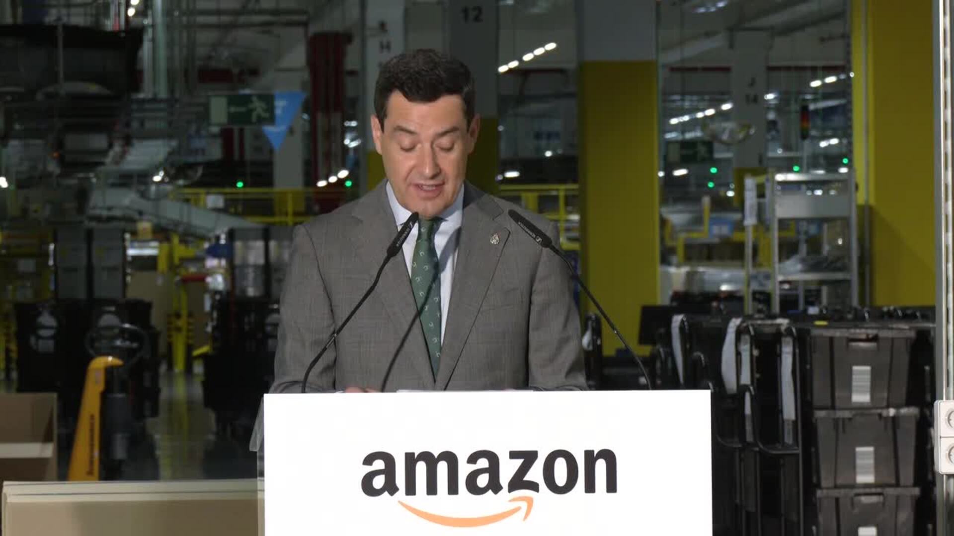 Moreno felicita a Amazon por el quinto aniversario de su centro de distribución en Dos Hermanas
