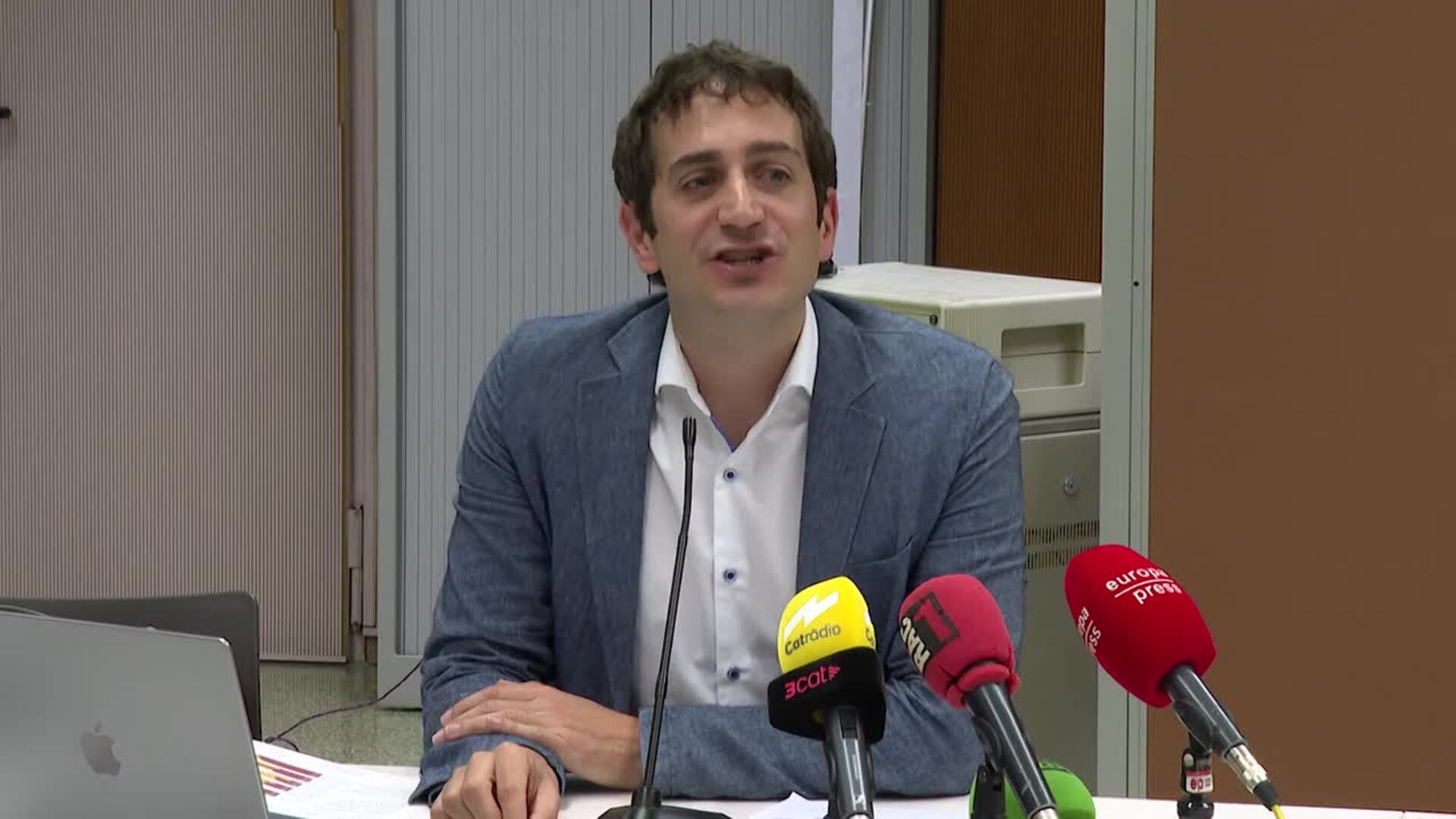 El 51% de catalanes optan por endurecer penas y expulsar a delincuentes inmigrantes