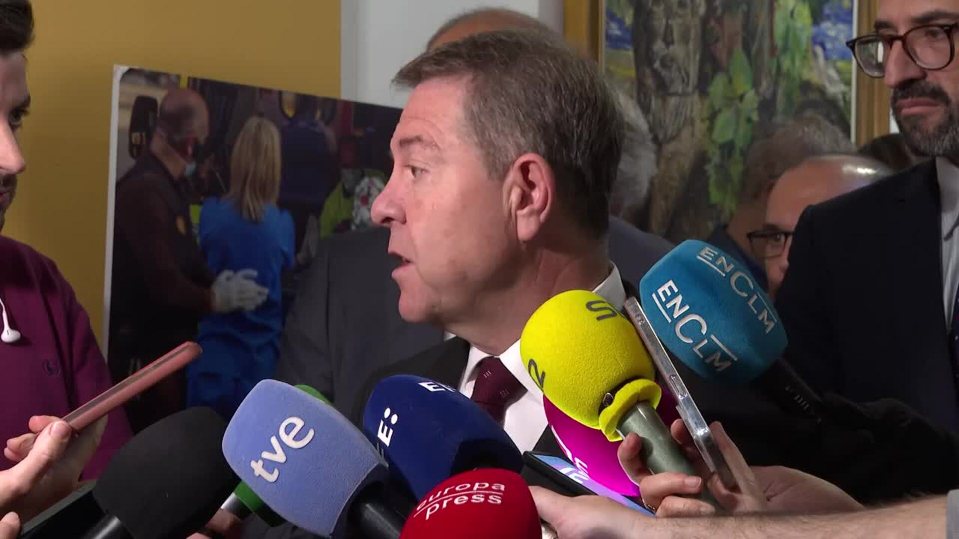 Page ve "complicado a veces" disociar lo personal y lo político