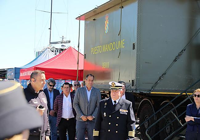 Simulation at Alicante Port: Ship Fire and Rescue of Castaways ...