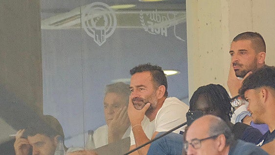 Peña le tiene fe a su Hércules: «Sólo dos jugadores me han dicho 'no' este verano»